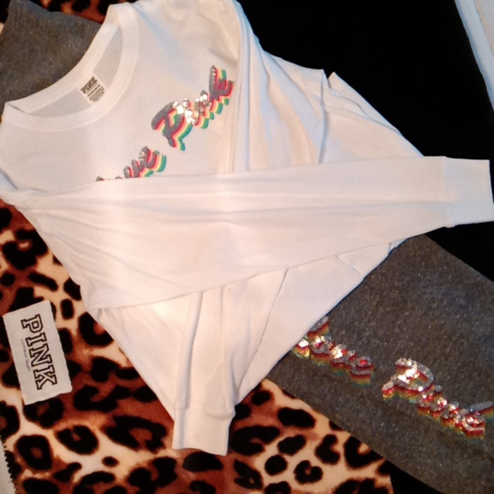 SALE ONLY TODAY!! VS Pink sweatsuit set
